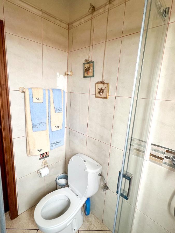 With Huge Deck Nestled In Marvelous Gardens - Nidos * La Orotava