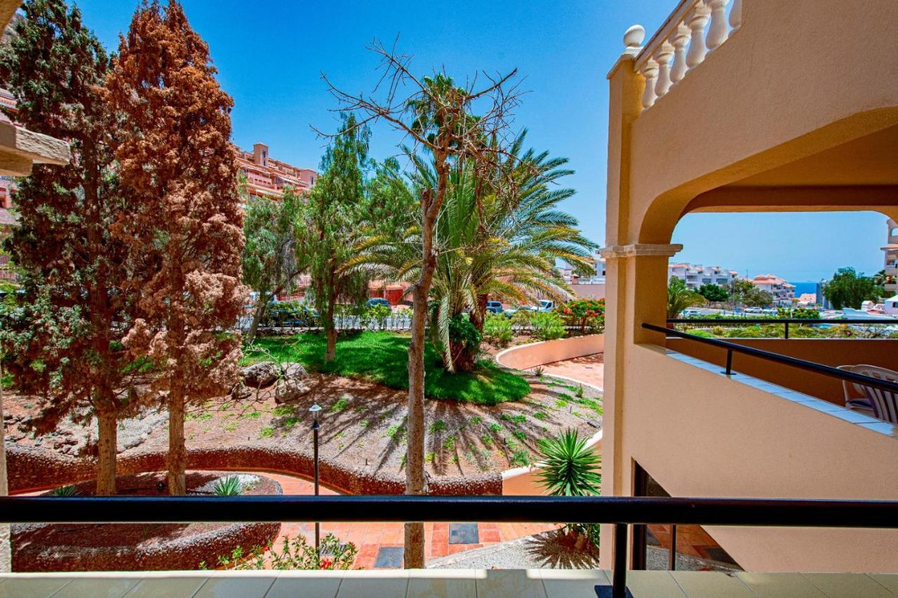 Apartment Cristianos Castle Harbour 451