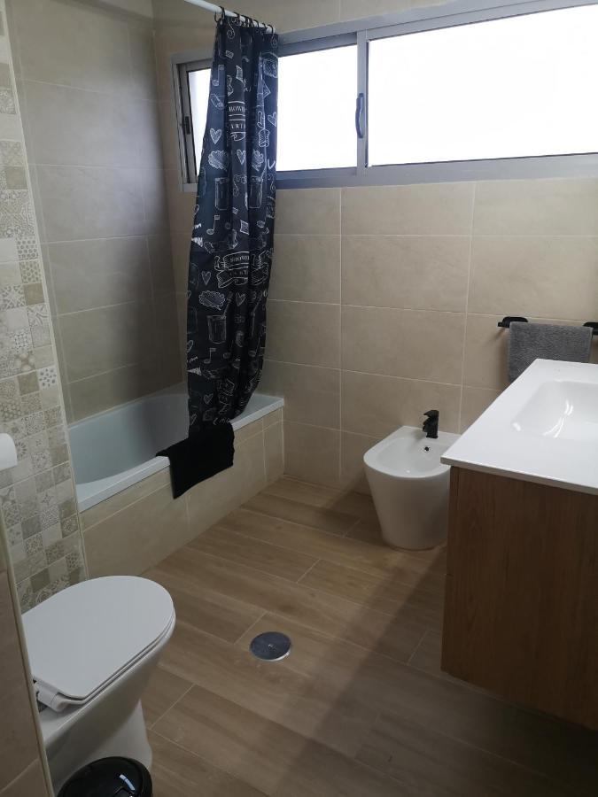 Guest house Mari: Area Private With Shared Baths *