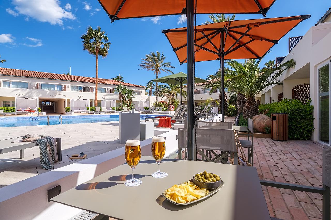 Hotel Oassium At Estival Park 4*