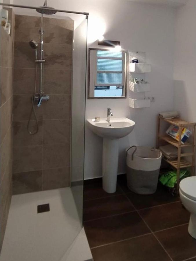 Apartment Stylish Apartement 2 Min To The Beach