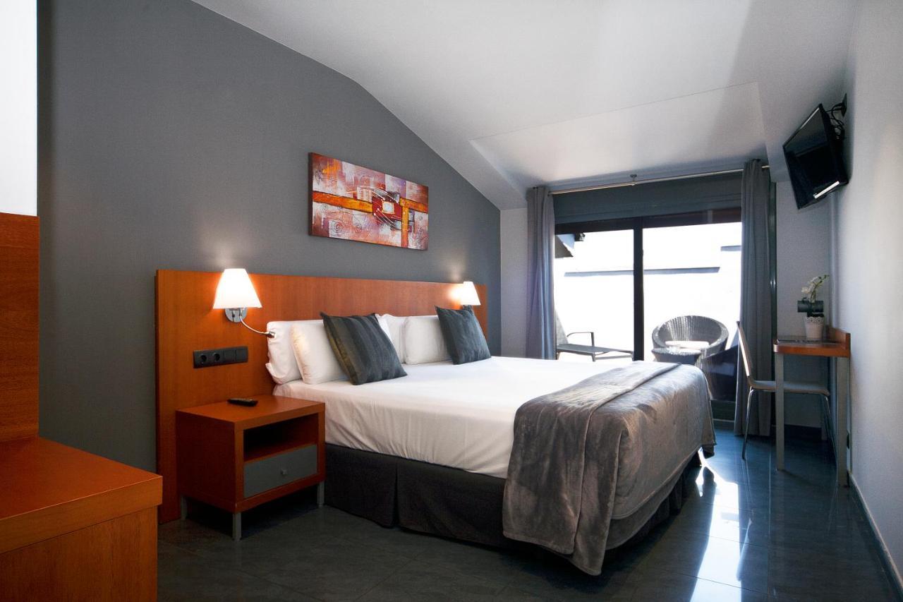 Sant Pere Ll Hspii Hotel Rubi