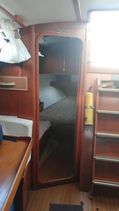 Boat-apartamento Flotante Cadiz.. La Juanita Arroyo