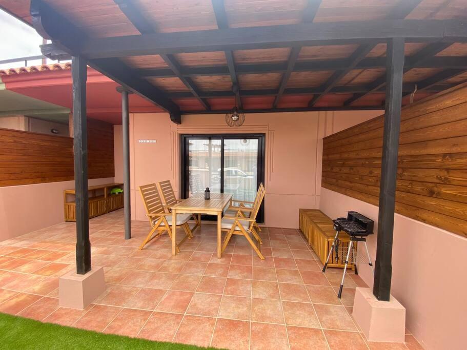 Ocean Home - No Stress Holidays Apartment