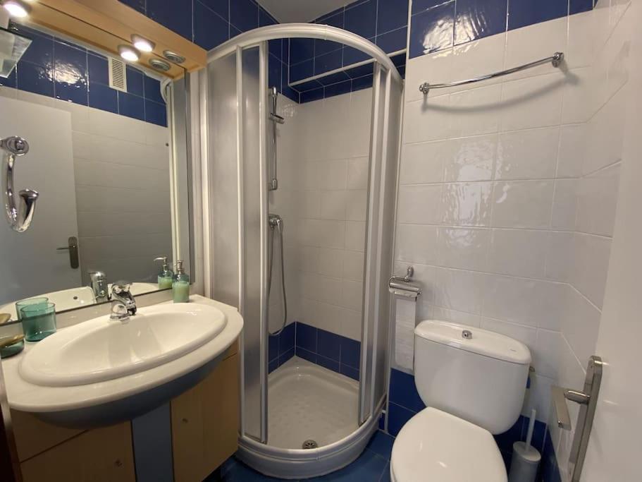 House Apartment *
