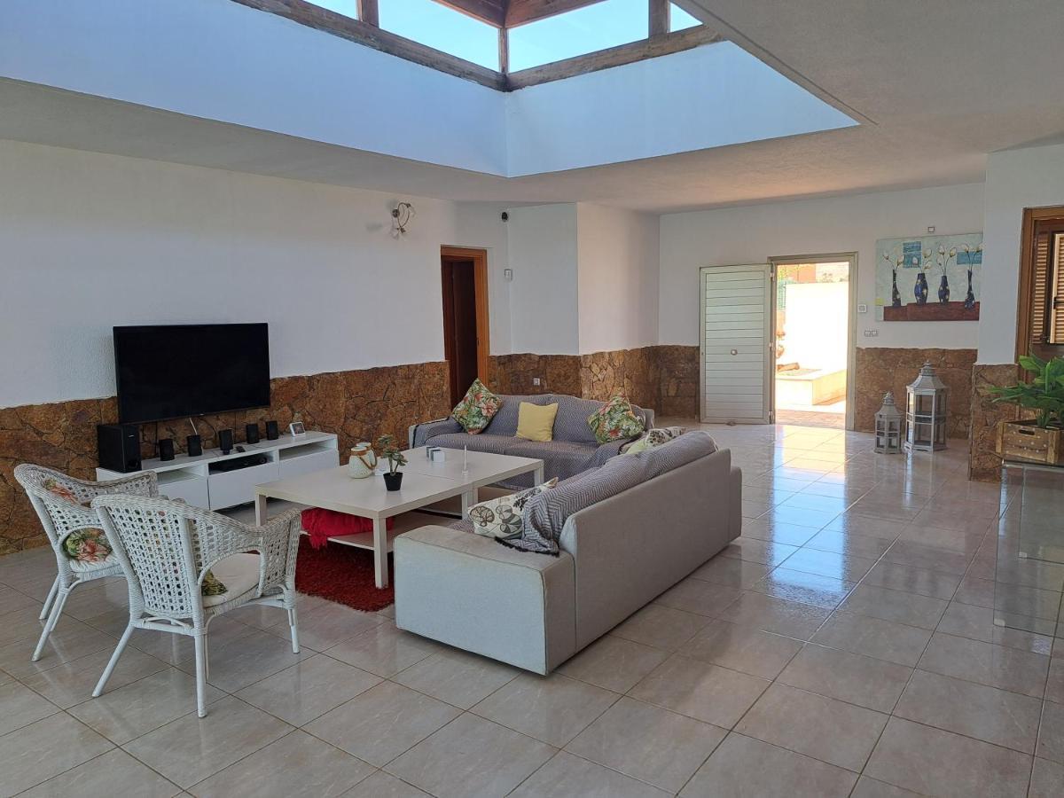 Villa Paradise *
