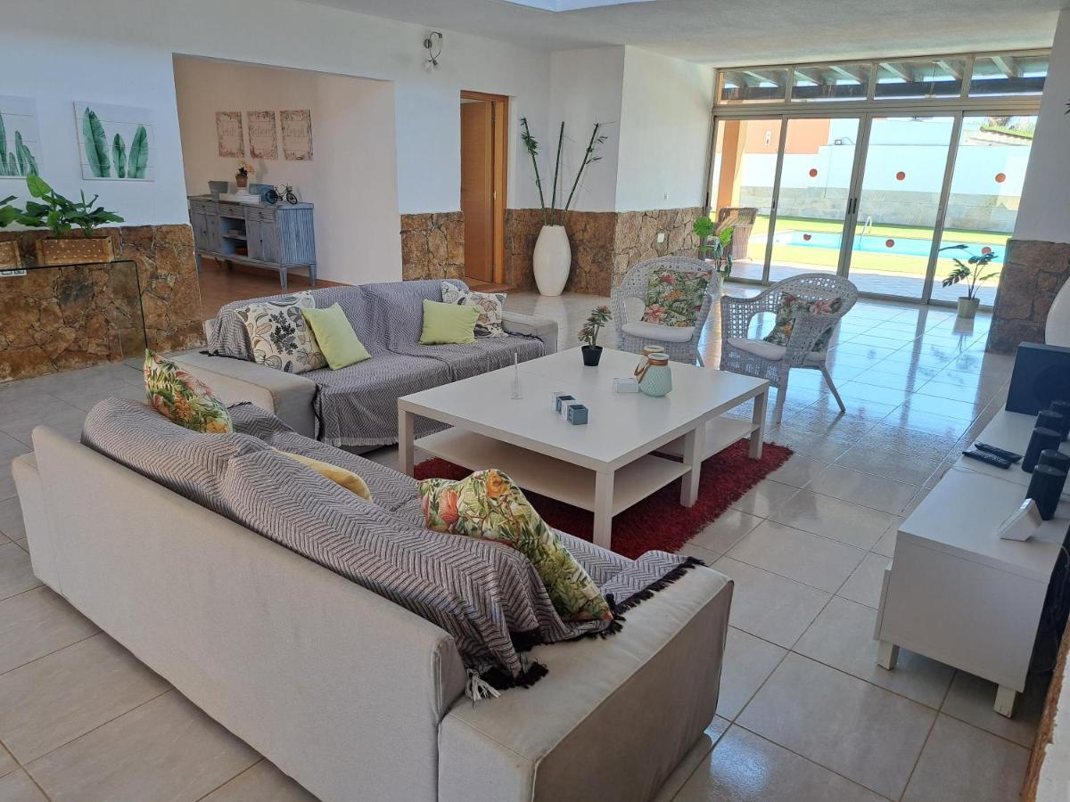 Villa Paradise *