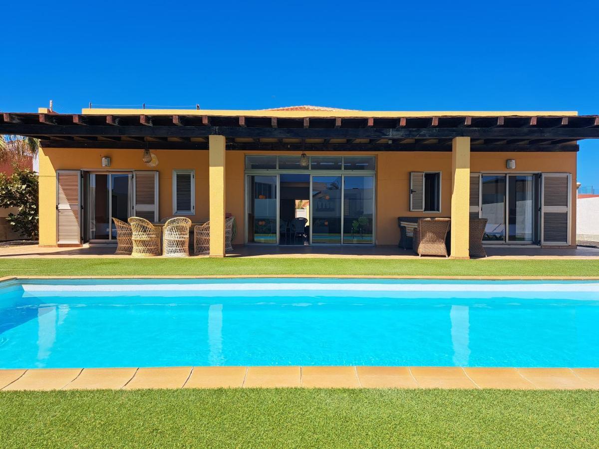 Paradise Villa *