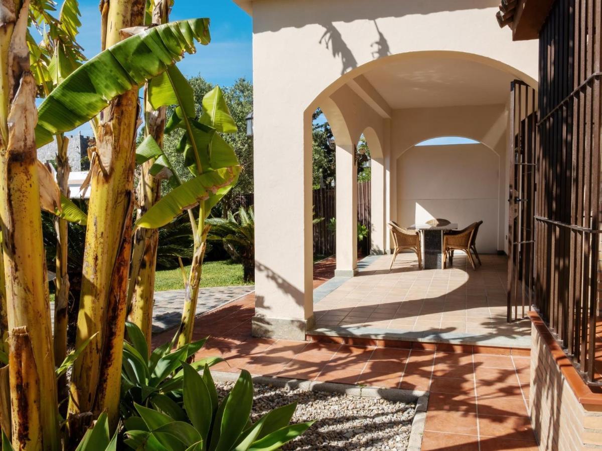 Con Piscina Privada Solo Familias Y Parejas