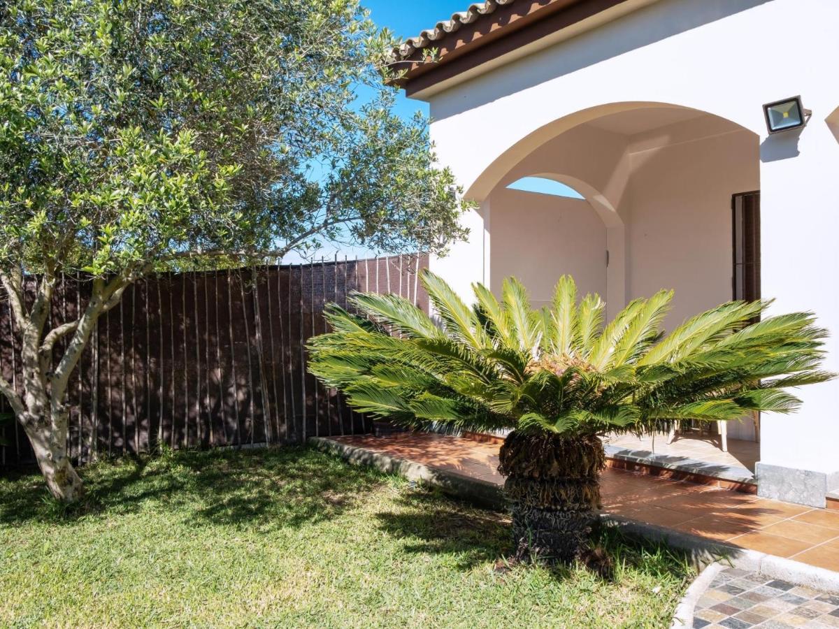 Con Piscina Privada Solo Familias Y Parejas Сasa de vacaciones *