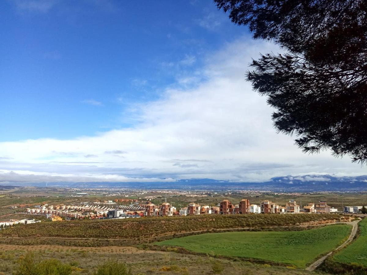Casa , Dilar, Granada Con Jardin Y Piscina Сasa de vacaciones
