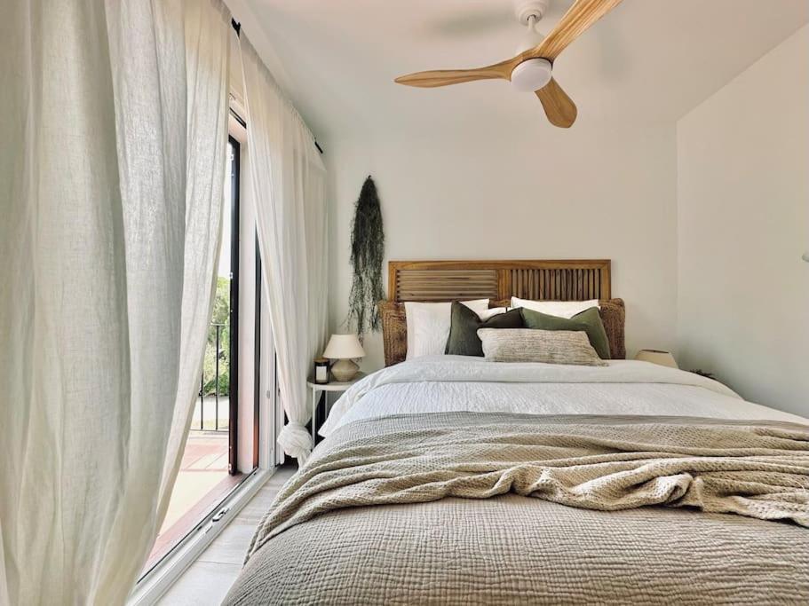 Apartamento The Golden Oak In Calella Centre - 100m From