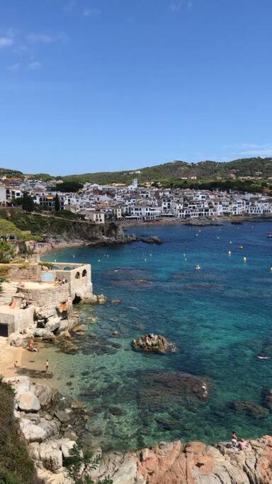 The Golden Oak In Calella Centre - 100m From Apartamento