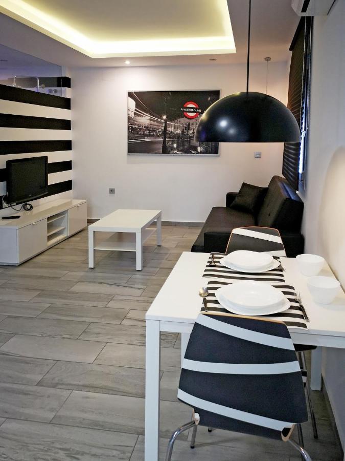 Conil Red-black Apartamento *