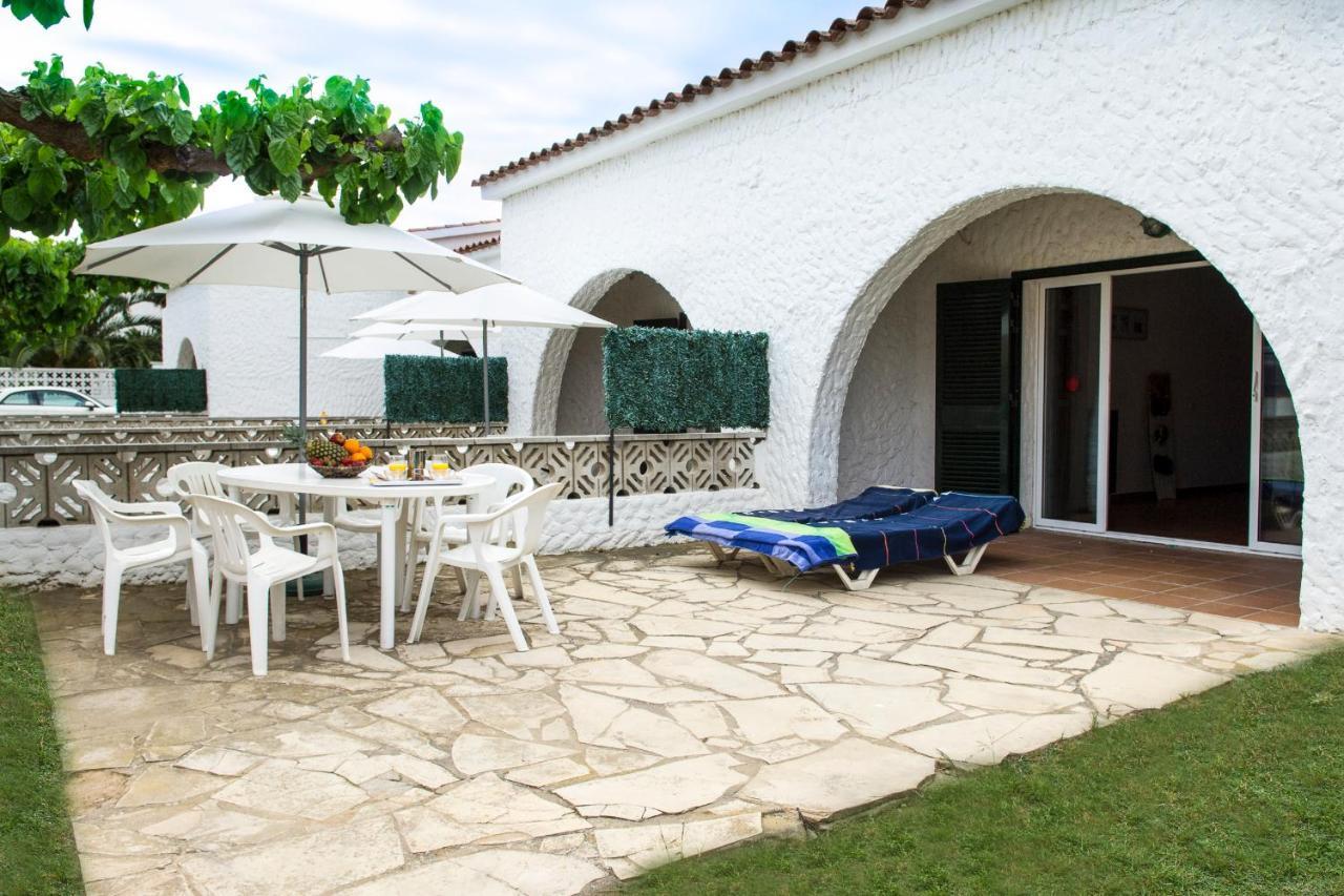Casas Montgri Holiday home