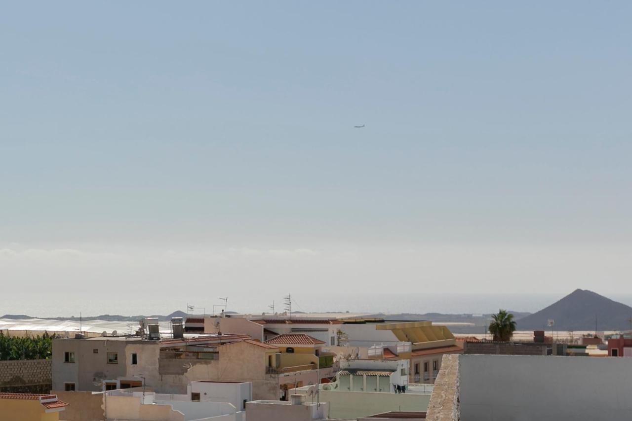 Neon Tenerife *