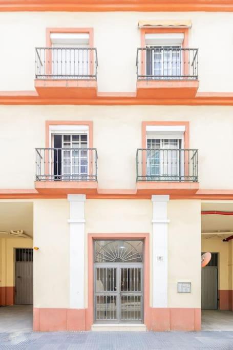 Downtown Flat With 46 Sqm Private Rooftop Terrace Apartamento *