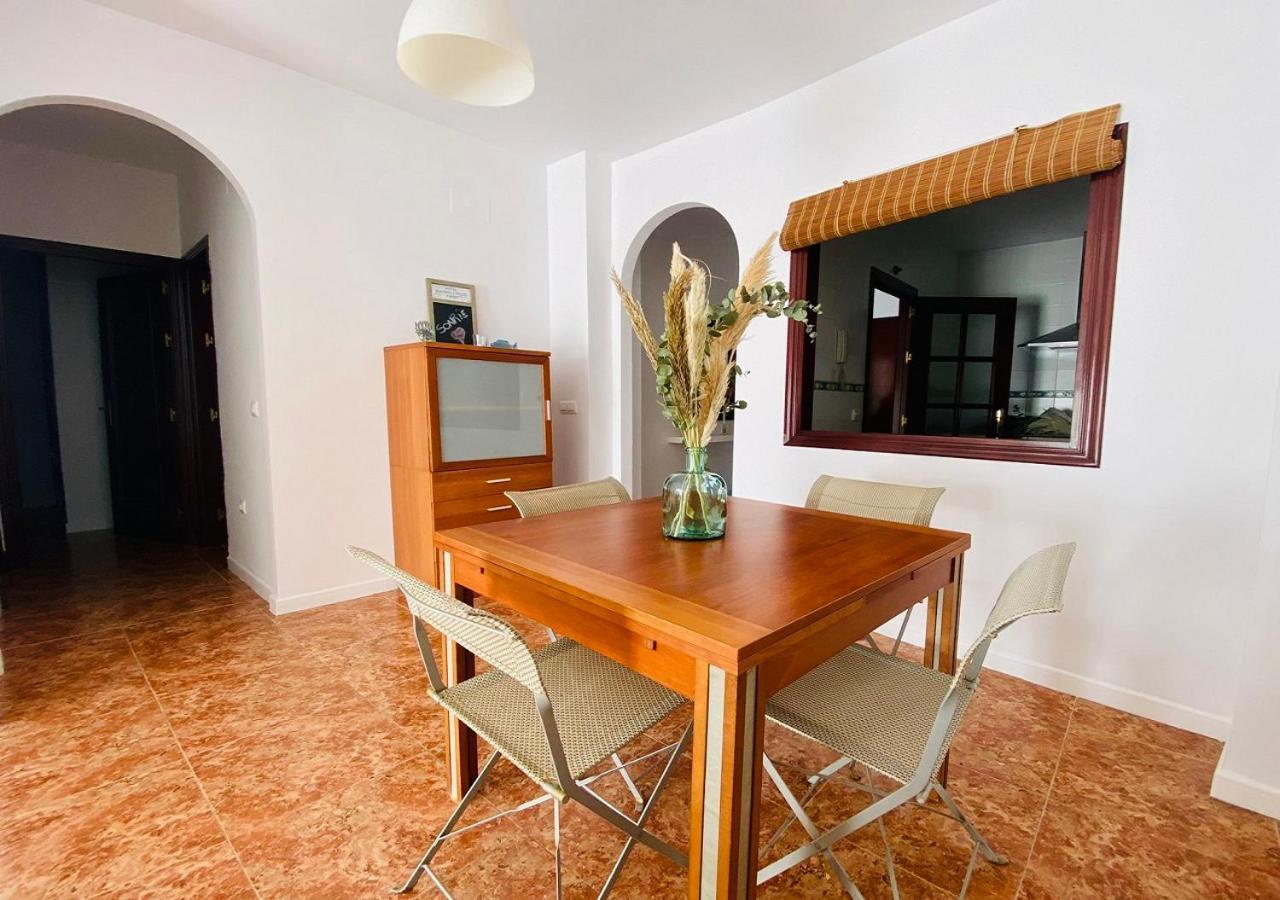 Vivienda Centrica Con Salida Directa A Las Playas