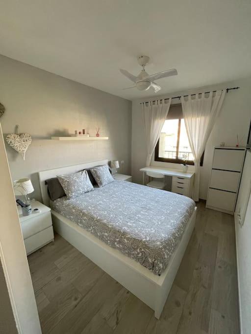 Apartamento Duplex Con Piscina Cerca Del Mar *