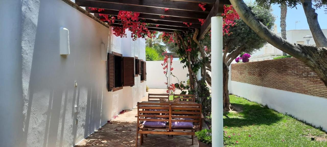 Chalet Individual Con Jardin En Puerto Rey, Vera *