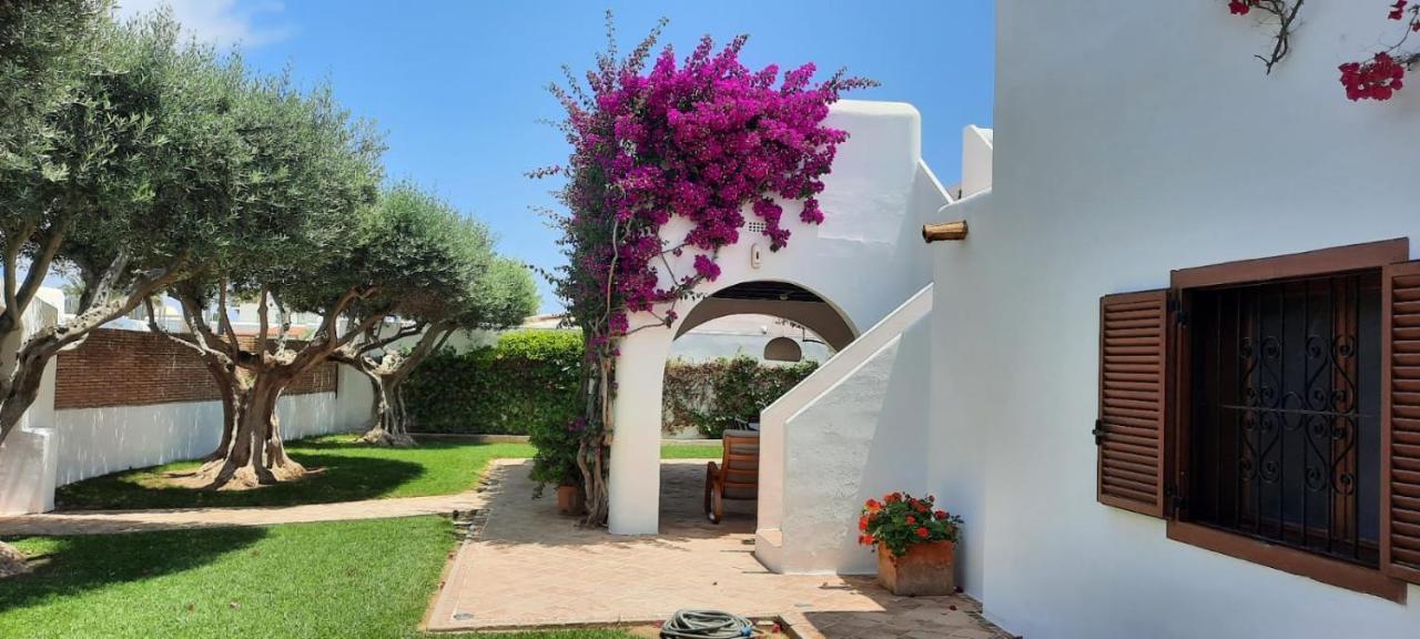 Chalet Individual Con Jardin En Puerto Rey, Vera *