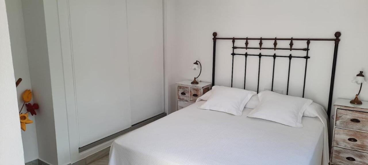 Chalet Individual Con Jardin En Puerto Rey, Vera Los Amarguillos