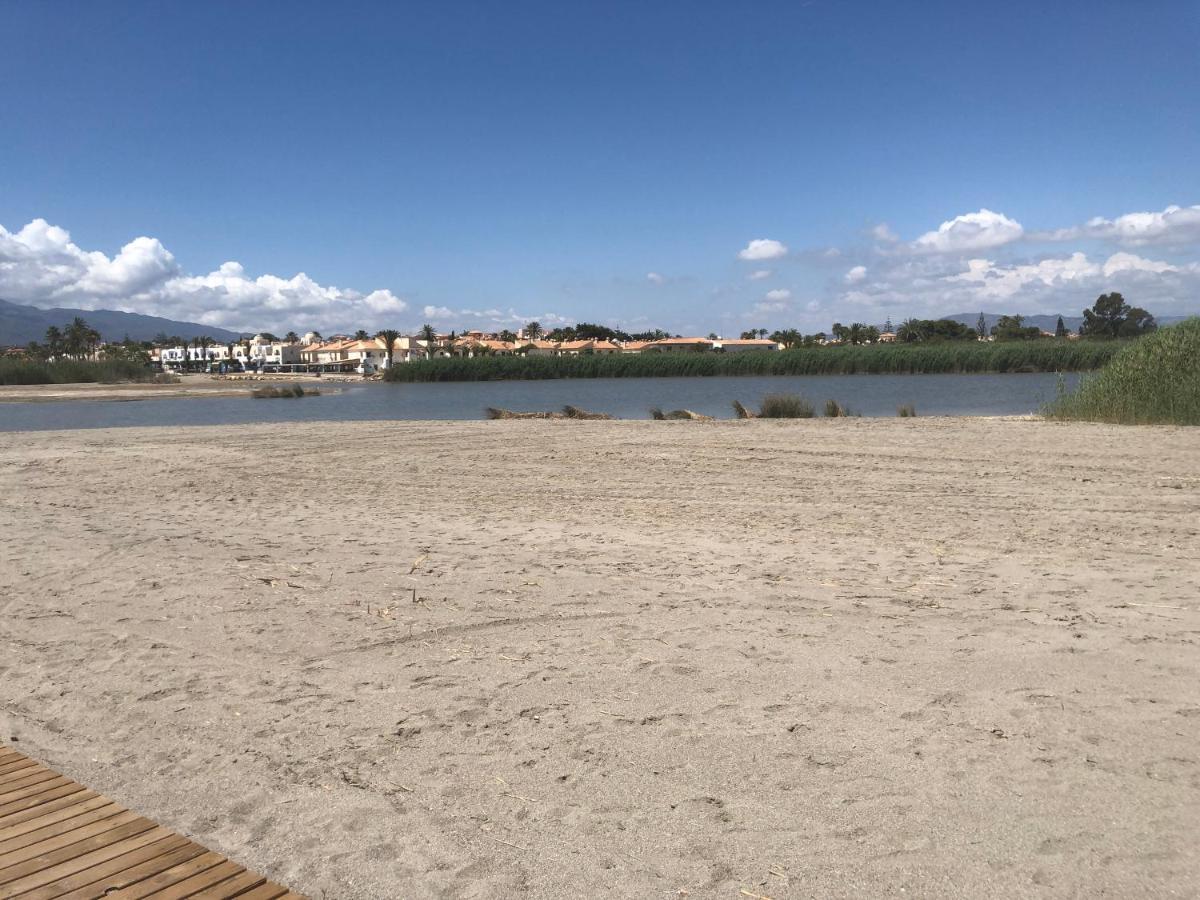 Chalet Individual Con Jardin En Puerto Rey, Vera