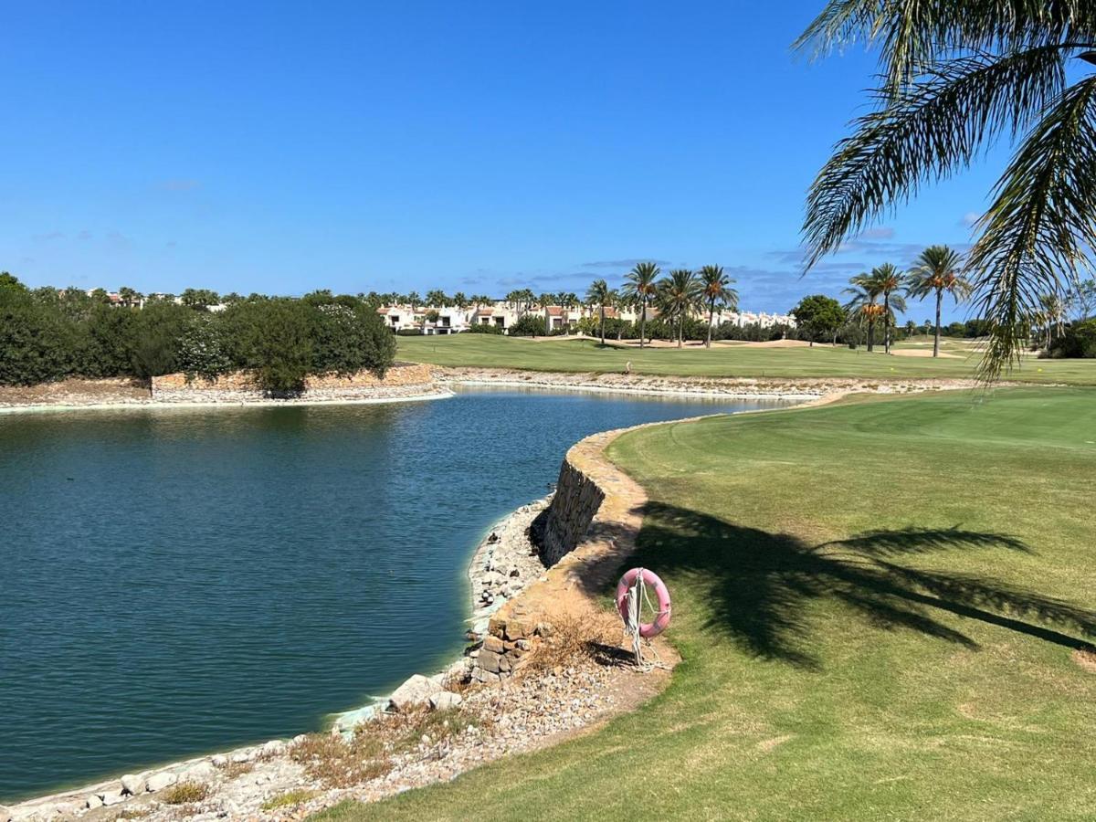 Moderno Y Acogedor Adosado En Golf *