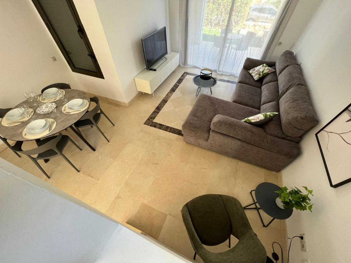 Moderno Y Acogedor Adosado En Golf Apartment *