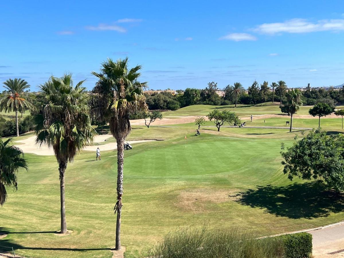 Moderno Y Acogedor Adosado En Golf
