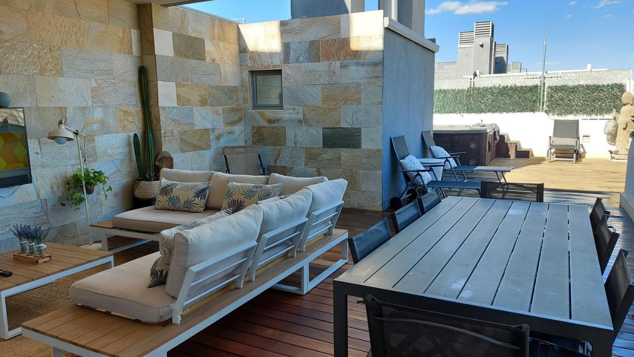 Atico De Lujo Con Jacuzzi Climatizado En Terraza