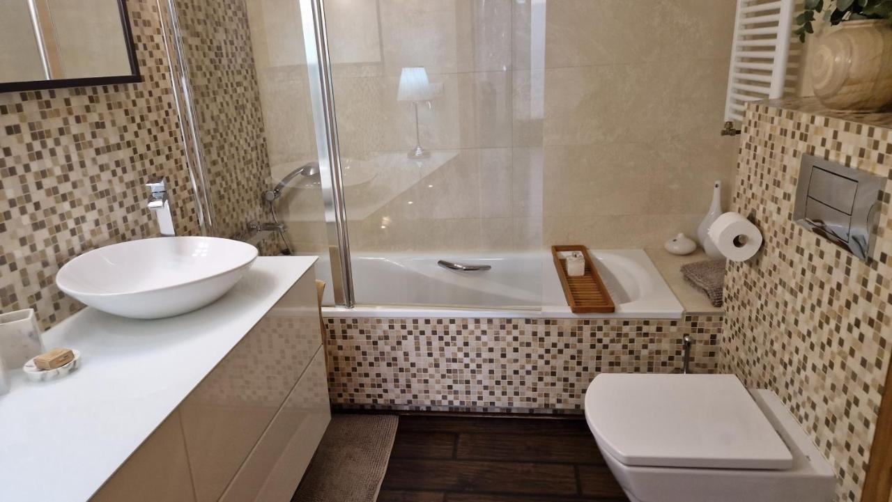 Apartamento Atico De Lujo Con Jacuzzi Climatizado En Terraza