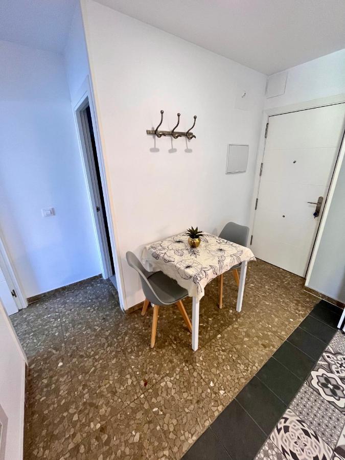 Apartment Gatu Lucero, Preferente Mayores De 25 Anos Y Familias *