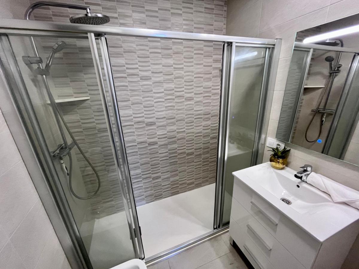 Apartment Gatu Lucero, Preferente Mayores De 25 Anos Y Familias *