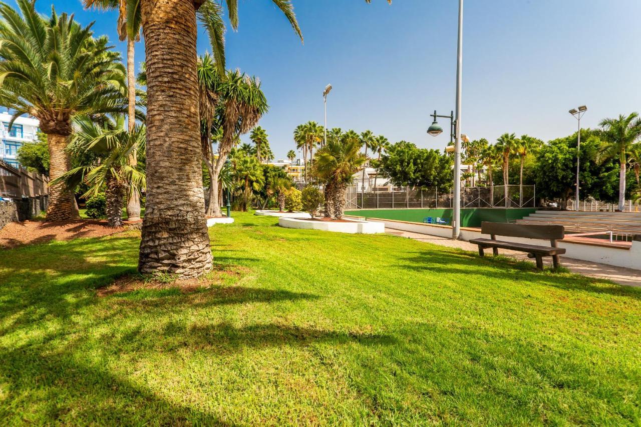 White Volcano Pool, Gym And Activities In Sport Center Fariones Included