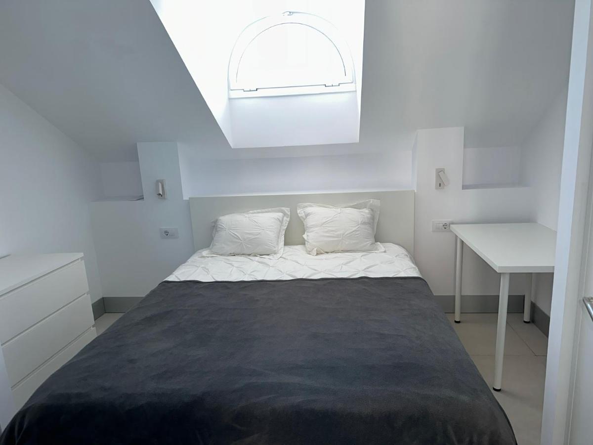 Apartment Parque Santiago Ii , Renovated, Ocean View, Heated Swimming Pool !