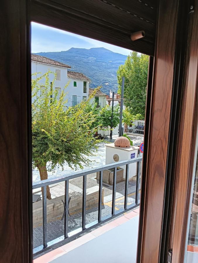La Casa De La Plaza * Güéjar Sierra