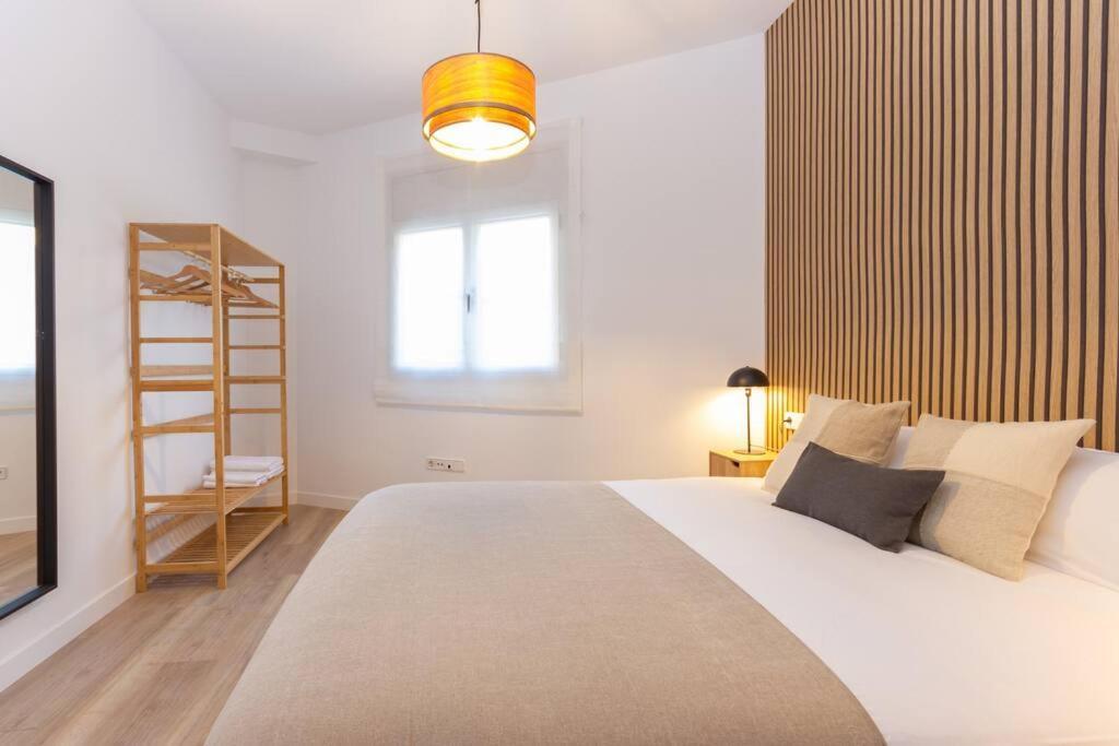 Duplex With Terrace Near Bcn * Terrassa