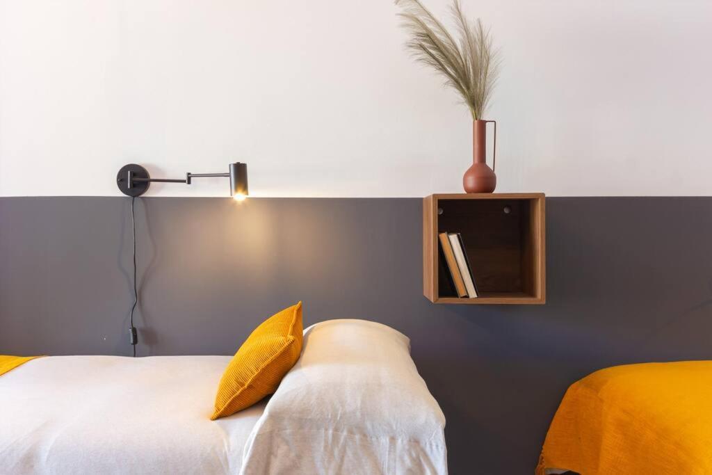 Duplex With Terrace Near Bcn *