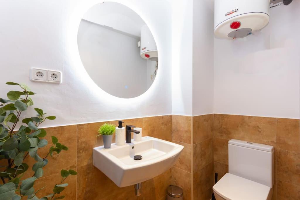 Duplex With Terrace Near Bcn Apartamento *