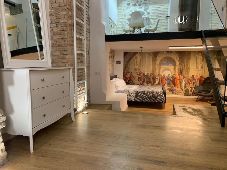 Apartamento Andimi, Historico. *