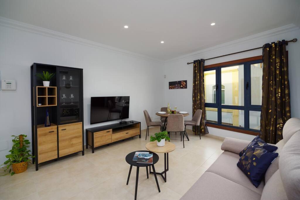 Moderno Y Elegante Apartamento Centrico Con Balcon Apartment