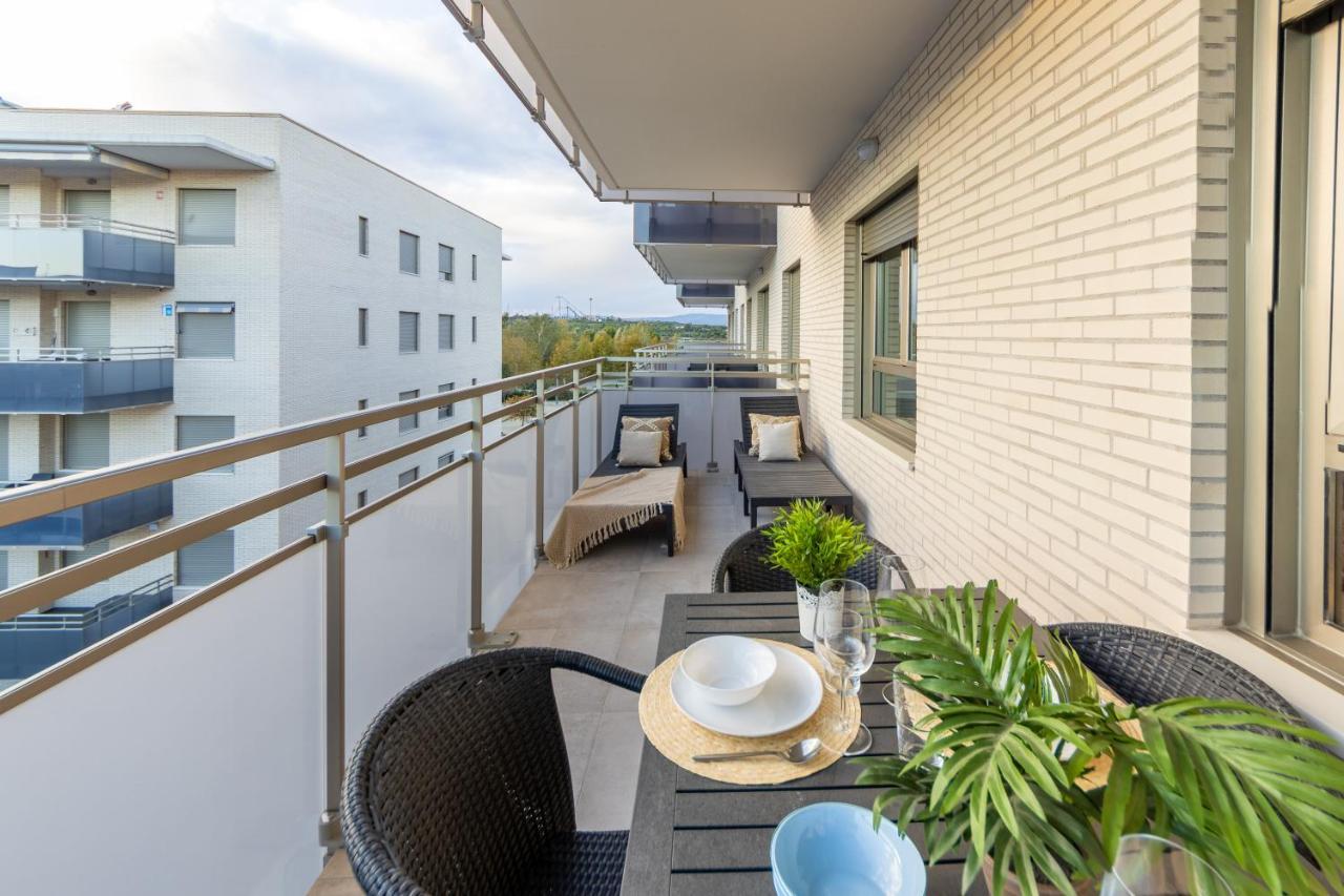 Homes & Go Olivos Apartment