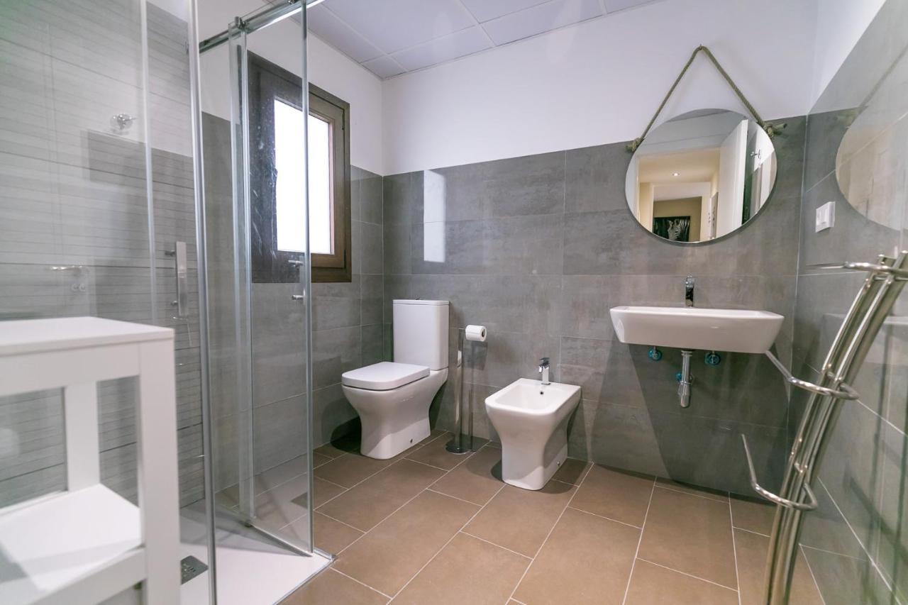 Centrico Y Moderno Con Piscina Y Parking