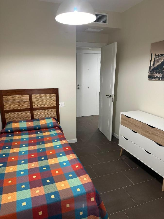 Centrico Y Moderno Con Piscina Y Parking
