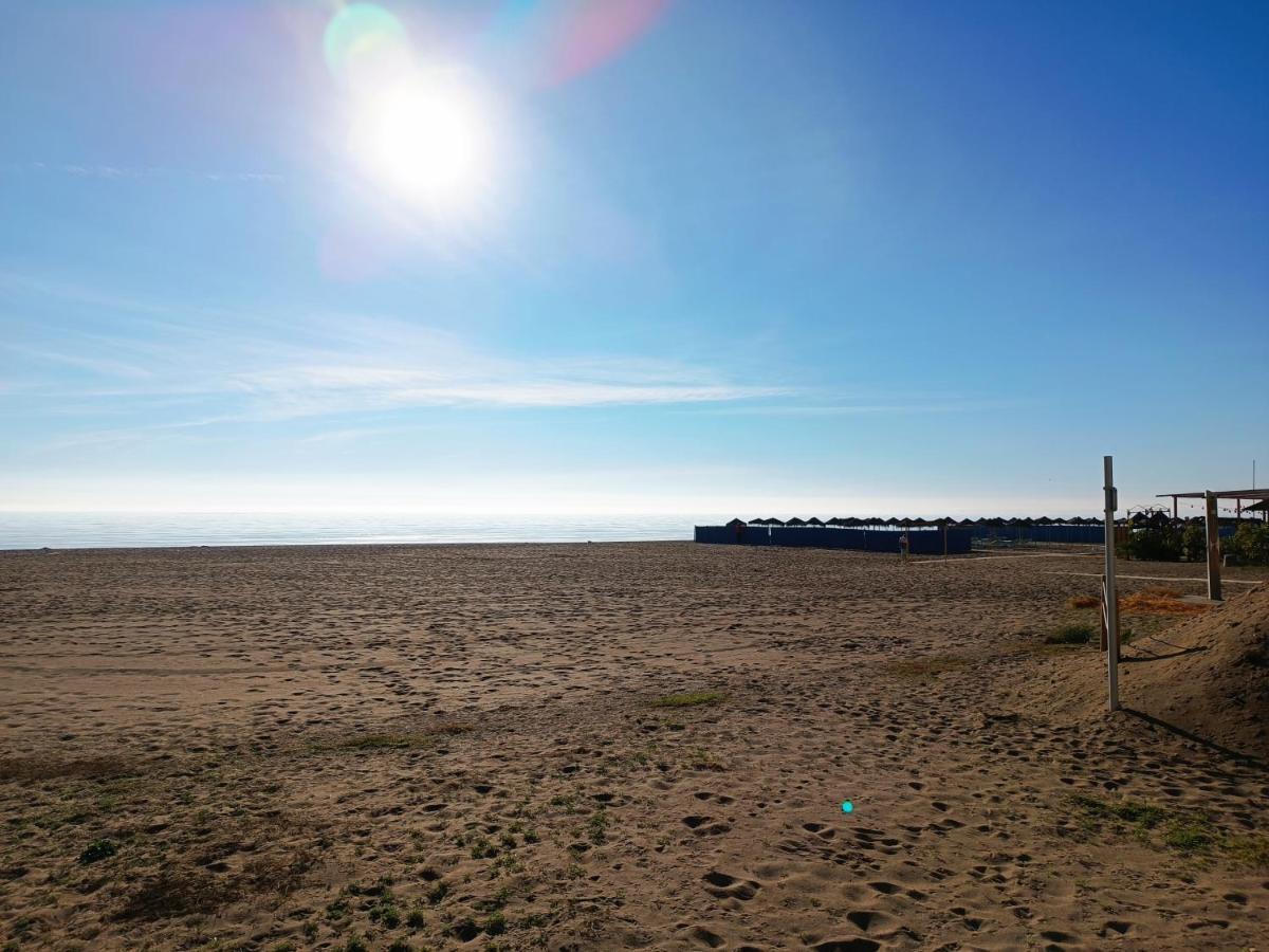 Apartamento Estudio En - La Carihuela - Wifi 365 Mbps - Fire Stick Amazon - Playa A 50 Metros *