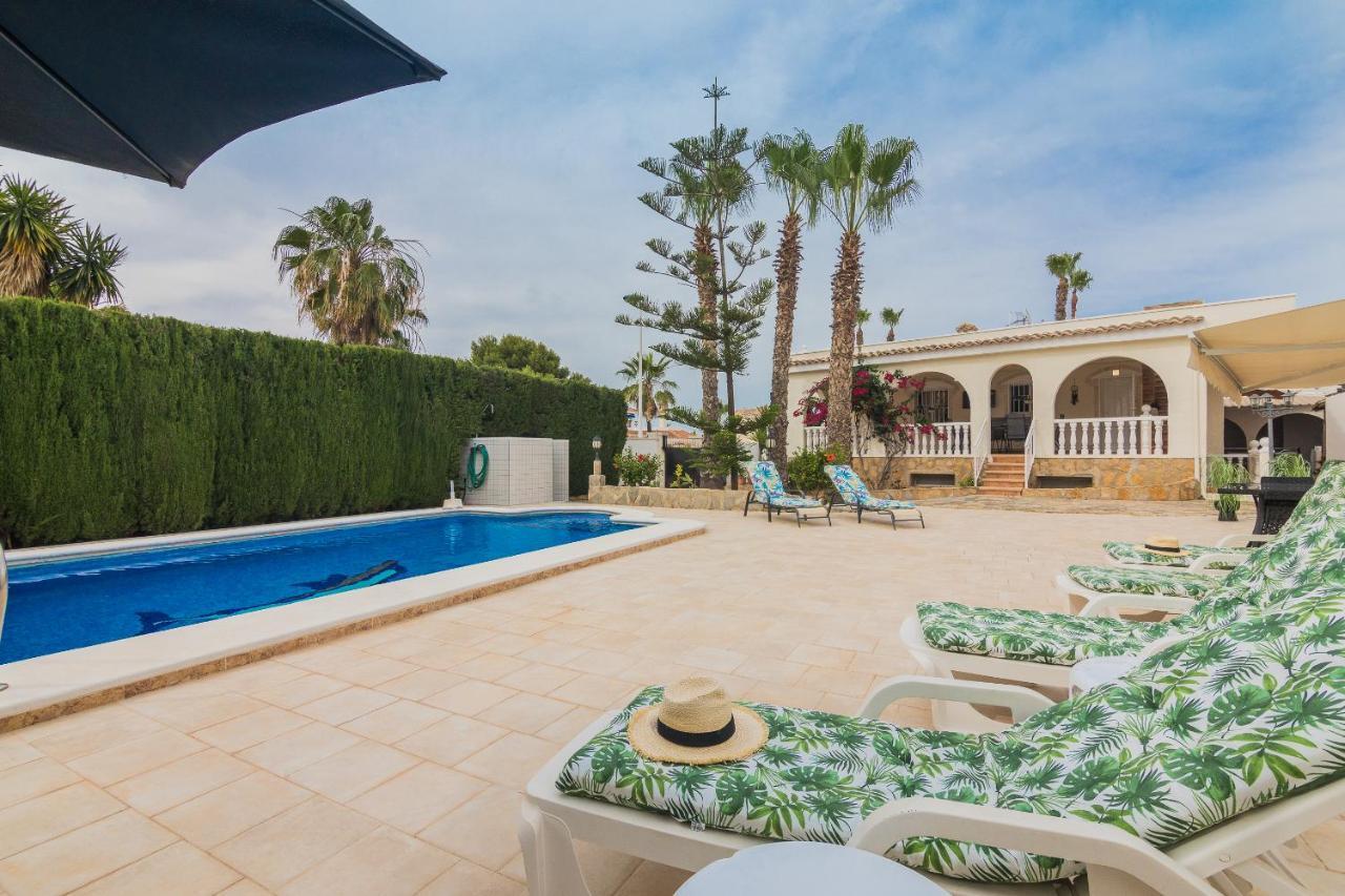 Casa Blanca La Grande - Swimming Pool - Jacuzzi Xxl - 2,4km - Airport 12 Km - Center 1km * Gran Alacant