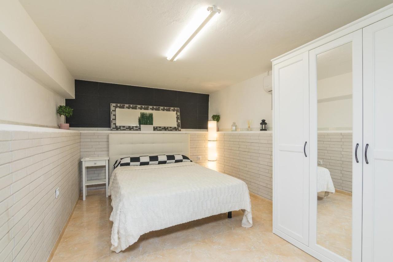 Casa Blanca La Grande - Swimming Pool - Jacuzzi Xxl - 2,4km - Airport 12 Km - Center 1km Villa *