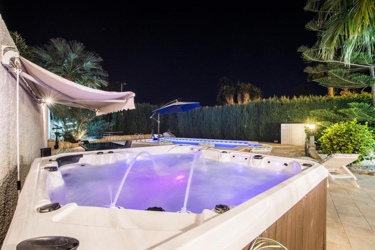 Casa Blanca La Grande - Swimming Pool - Jacuzzi Xxl - 2,4km - Airport 12 Km - Center 1km Villa Gran Alacant