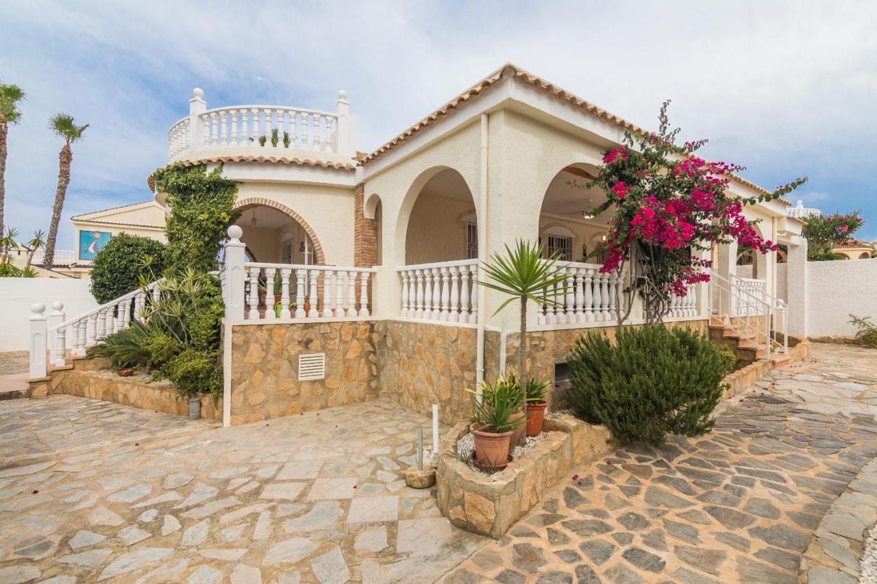 Casa Blanca La Grande - Swimming Pool - Jacuzzi Xxl - 2,4km - Airport 12 Km - Center 1km Villa Gran Alacant